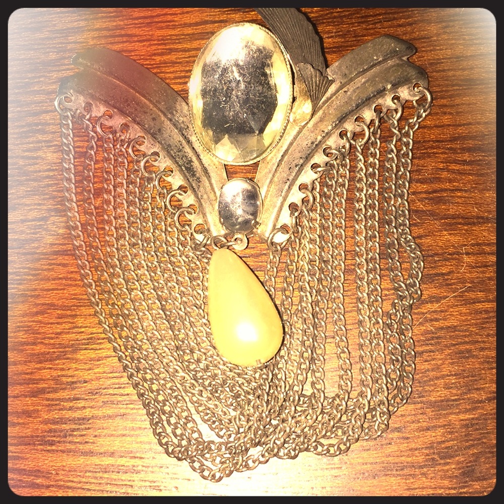 Choice Brooch Pin / Goddy Costume jewelry!